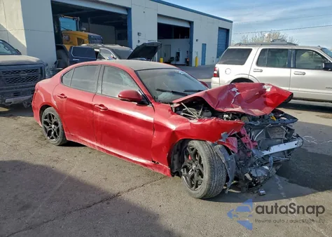 2023 Alfa Romeo Giulia Ti z USA, uszkodzony, nr VIN ZARFAMBN5P7671226